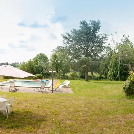 Dom wakacyjny Maison De Maitre De 1789 Renovee Avec Piscine *